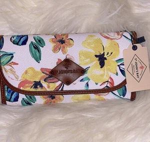 St John’s Bay Continental Citrus Floral Clutch Wallet With Outside Zip Pocket - Picture 1 of 4