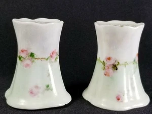 O&EG Oscar & Edgar Gutherz Salt & Pepper #2329, White/Pale Green/Roses/Very Good - Bild 1 von 11