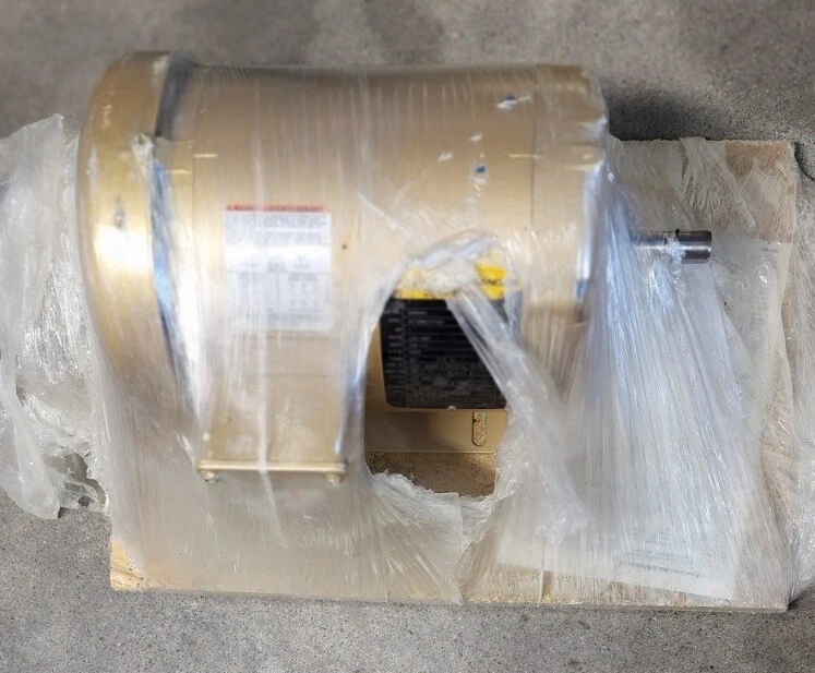 👍 *NEW* Baldor EM3545 Super-e 56 3ph 1hp 3450rpm 5/8in 230/460v-ac Motor - Image 1 of 1