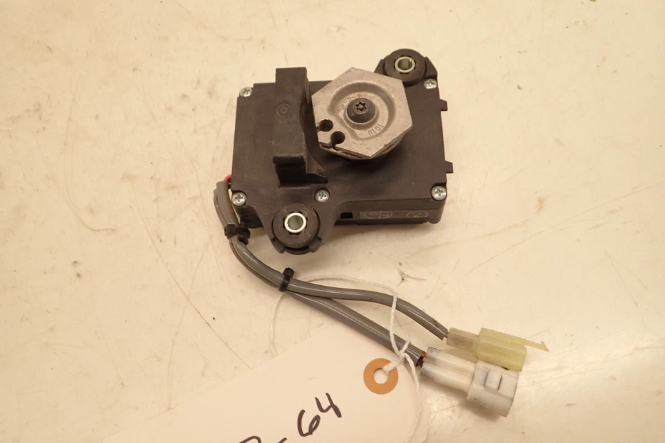 13 14 15 16 Kawasaki Z800 ZR800 800 exhaust valve servo Foto 1 de 4