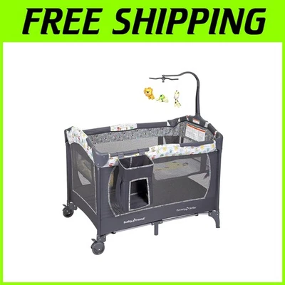 Tanzania Nursery Center Playard - Portátil con moisés extraíble y juguetes móviles Foto 1 de 4