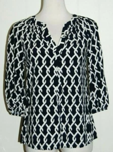 Crown & Ivy 100% Rayon Blue White V Neck 3/4 Chain Link Print Shirt Blouse XS - Picture 1 of 3