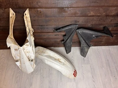 Juego de guardabarros de motocross para Husqvarna Tank TE 449 2011 usado Foto 1 de 4