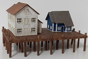 Waterfront Kit Set- 2 Piers and 3 Buildings - Z Scale - Check Out All The Pix - Picture 1 of 7