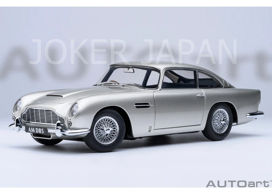 Aston Martin DB5 Coupé Anno 1964 Birch-Silver 1 18 AUTOart 70287