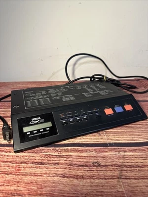 YAMAHA QX5 Digital Sequence Recorder - WORKING - Image 1 of 4