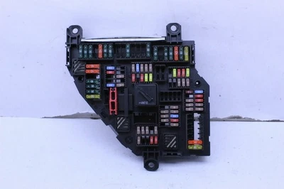 2012 BMW 535Xi GT Caja de retransmisión de fusible de potencia trasera OEM Usada Foto 1 de 4