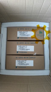 c/NUOVO servomotore Yaskawa SGMP-02A314P SGMP02A314P in scatola spedizione celere - Foto 1 di 4