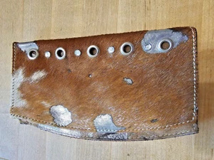Mutige Clutch aus Rindsleder - Bild 1 von 4