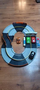 Fisher Price Shake N Go Talking Speedway 2005 Mattel Racetrack with 4 Cars - Picture 1 of 8