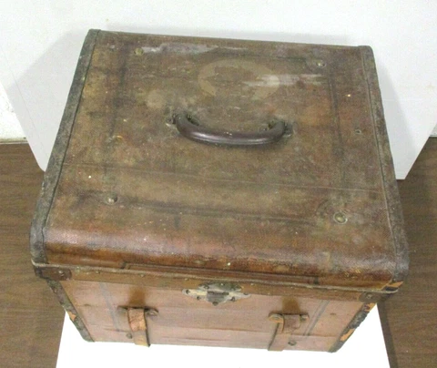 Large Antique Hat Bonnet Trunk Early 1900's Germany? Cover
