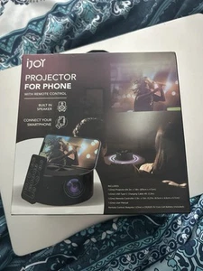 iJoy Smartphone Projector Cinema - Picture 1 of 2