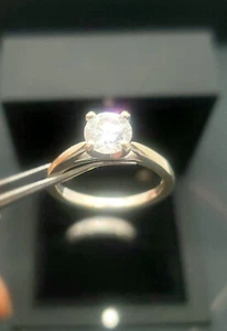 STUNNING 1.11 Carat Diamond Solitaire Ring - Picture 1 of 13