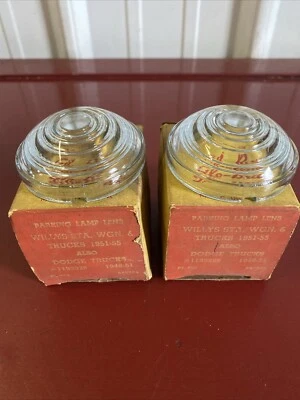 1951 - 1955 WILLYS STATION WAGON TRUCK PARKING LIGHT LENS FOR 48-51 DODGE TRUCK - Image 1 of 4