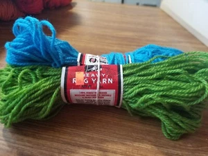 LOT OF 2 - TRUE GREEN AND OCEAN BLUE - Aunt Lydias Rug Yarn-Punch Needle/Craftin - Picture 1 of 2