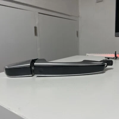 RANGE ROVER VOGUE 2014 NSR MANIJA DE PUERTA EXTERIOR TRASERA IZQUIERDA BJ32-224N02 gris Foto 1 de 4