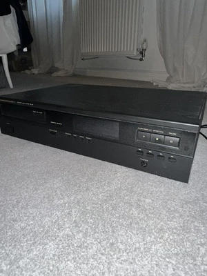 Marantz CD-40 Stereo Compact Disc CD Player - Image 1 of 4