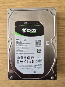 Seagate Exos 7E8 4TB 3,5" SATA HDD für Desktop / NAS - wenig benutzt - guter Zustand - Bild 1 von 1