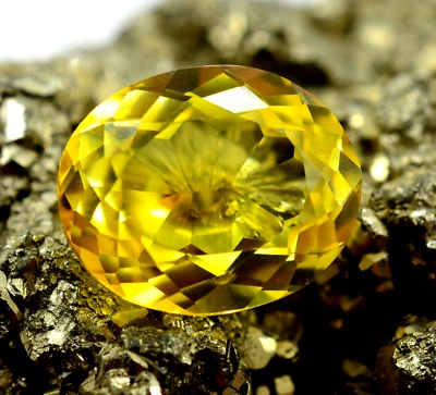 Natural 30 Ct Flawless EGL Certified Yellow Sapphire Oval Shape Loose Gemstone - Image 1 of 4