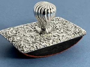 ATEMBERAUBENDER ANTIKER VIKTORIANISCHER MASSIVER SILBER SCHREIBTISCH TINTENLÖSCHER BIRM 1889 - Bild 1 von 21