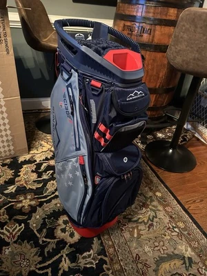 Sun Mountain C-130 Golf Bag. USA COLORS, BRAND NEW NEVER USED - Image 1 of 4