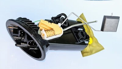 NUEVO BMW E31 Bomba de Combustible - 850i 850Ci 850CSi Antiguo BMW Número de Pieza: 16147159310 Foto 1 de 4