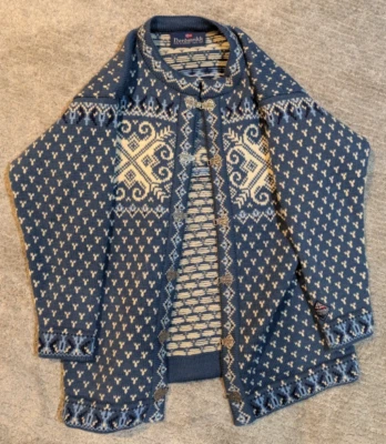 De Colección Nordstrikk Suéter Mujer S Azul Blanco Nórdico Peltre Cierres Lana Cárdigan Años 90 Foto 1 de 4