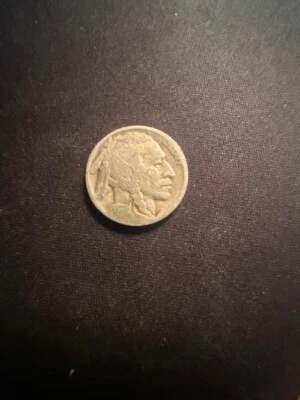 Cabeza de indio bisonte espalda níquel sin fecha en moneda.  Foto 1 de 2