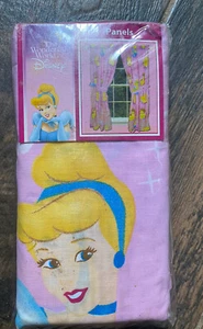 Set Tende Disney Vintage anni 90 Principesse Belle Cenerentola Bella Addormentata Nuovo con etichette - Foto 1 di 3