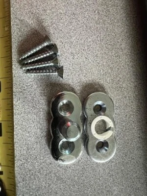 DOUBLE ACTING CENTER PIVOT SET WITH FASTENERS