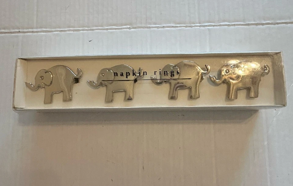 Винтажный пирс один салфетки кольца набор из 4 слонов никелированный серебряный сундук вверх стол - Изображение 1 из 4