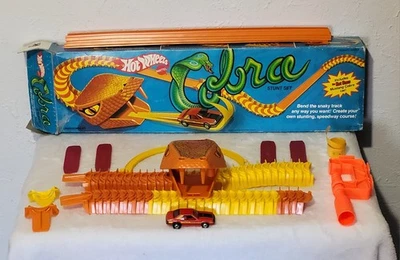Hot Wheels Cobra Stunt Set Mattel Race Track The Hot Ones Mustang Cobra Car - Image 1 of 4