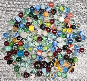 Konvolut Vintage Glasmurmeln Lot #4 - Bild 1 von 24