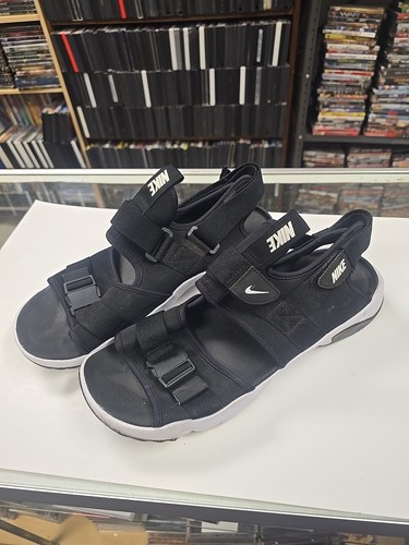 Sandali sportivi Nike Canyon da donna taglia 13 US neri bianchi regolabili indossati due volte