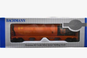 BACHMANN #19134 HO SCALE GRAIN HOPPER Govt of Canada - Picture 1 of 5