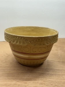 Vintage RRP Co/Roseville Ohio Red & White Banded Pottery 5" Mixing Bowl No. 391 - Picture 1 of 6