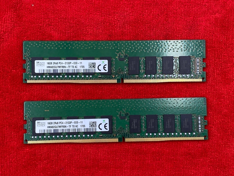 2 x 16GB DDR4 2133MHz ECC UDIMM MEMÓRIA DE SERVIDOR 2Rx8 HYNIX HMA82GU7MFR8N-TF (32GB) - Imagem 1 de 3