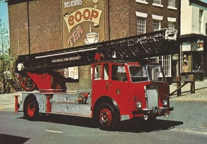 Postcard England 1957 Dennis Metz Turntable Ladder PDK 717 Fire Appliance - Picture 1 of 2