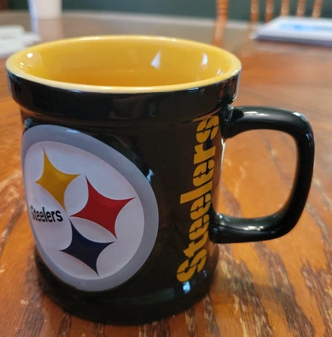 Pittsburgh Steelers Coffee Mug 3-D Logo Black Gold 10oz. Cup Cover