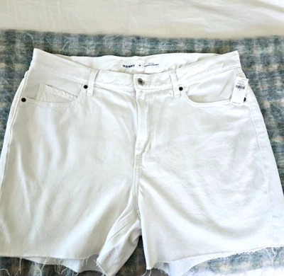 Pantalones cortos vaqueros blancos de corte recto holgados de tiro alto Old Navy 16 para mujer Foto 1 de 4