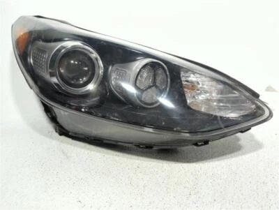 Used Right Headlight Assembly fits: 2018 Kia Sportage AWD halogen halogen daytim - Image 1 of 4