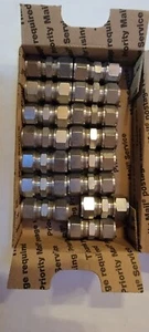 HOKE GYROLOK 5/8" Union 10U316 package of 15 - Picture 1 of 4