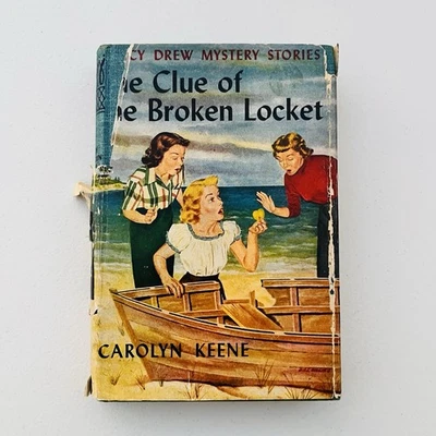 1934 Vintage Nancy Drew Mystery Stories - The Clue Of The Broken Locket HC w/DJ - Image 1 of 4