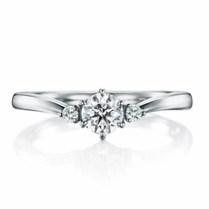 1/2CT White Round Cut Simulated Diamond Three Stone Wedding Ring In 925 Silver - Picture 1 of 3