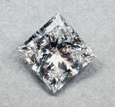 Genuine GIA Certified Princess Cut .70 CT SI1 D Loose Natural Diamond - Image 1 of 4