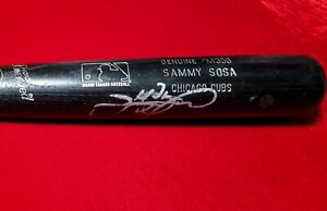 1999-01 SAMMY SOSA Signed Game Issue Black SLU Bat Chicago Cubs Team Auto vtg 