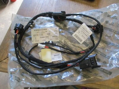 Cableado puerta trasera derecha alfa romeo giulietta 50522989 Foto 1 de 3