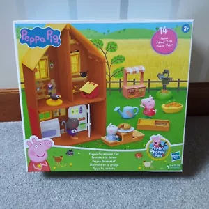 Peppa Pig Farm House Fun Hasbro 14 piece Great Christmas present FREE SHIPPING🔥 - Picture 1 of 2