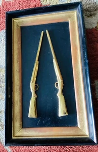 Shotguns Philadelphia Manufacturing Co. Wall Art Vintage MCM Metal/Wood Plaque - Picture 1 of 3