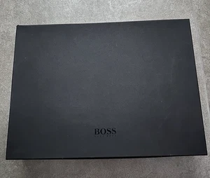 Seltenes Hugo Boss Backgammon Spiel – Kunstleder – Geschenkedition – Luxusspiel - Bild 1 von 6